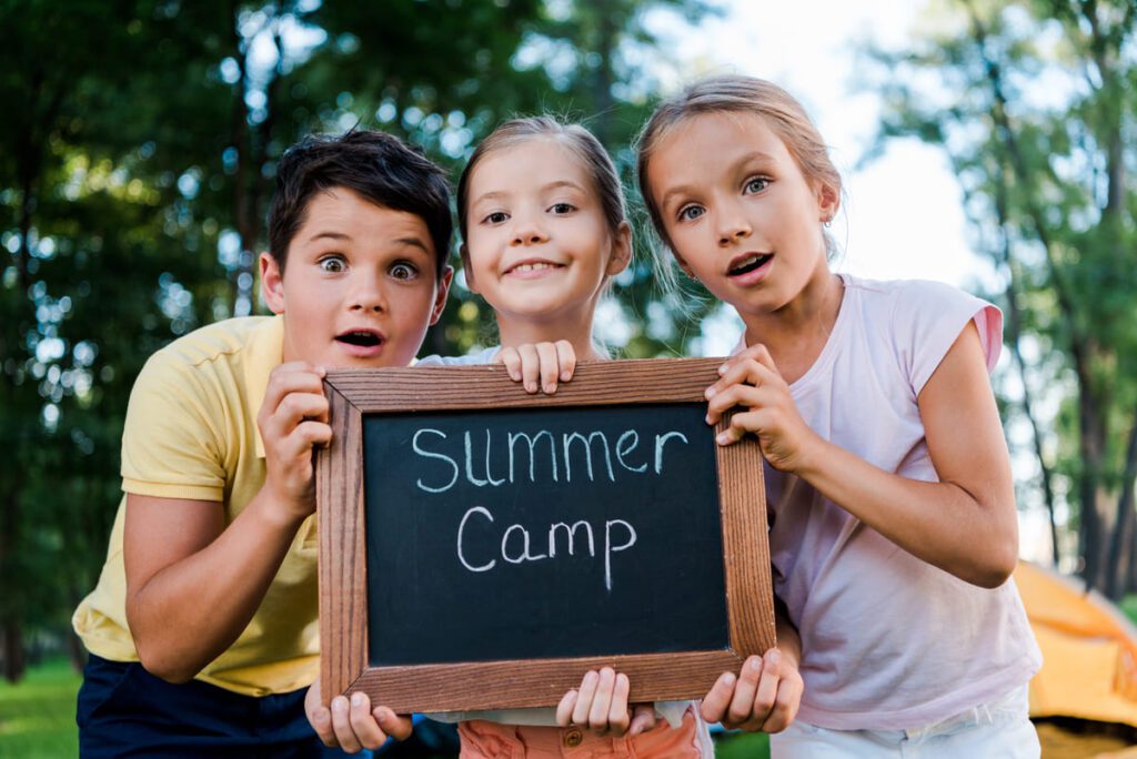 Beneficios de los juegos en campamentos de verano