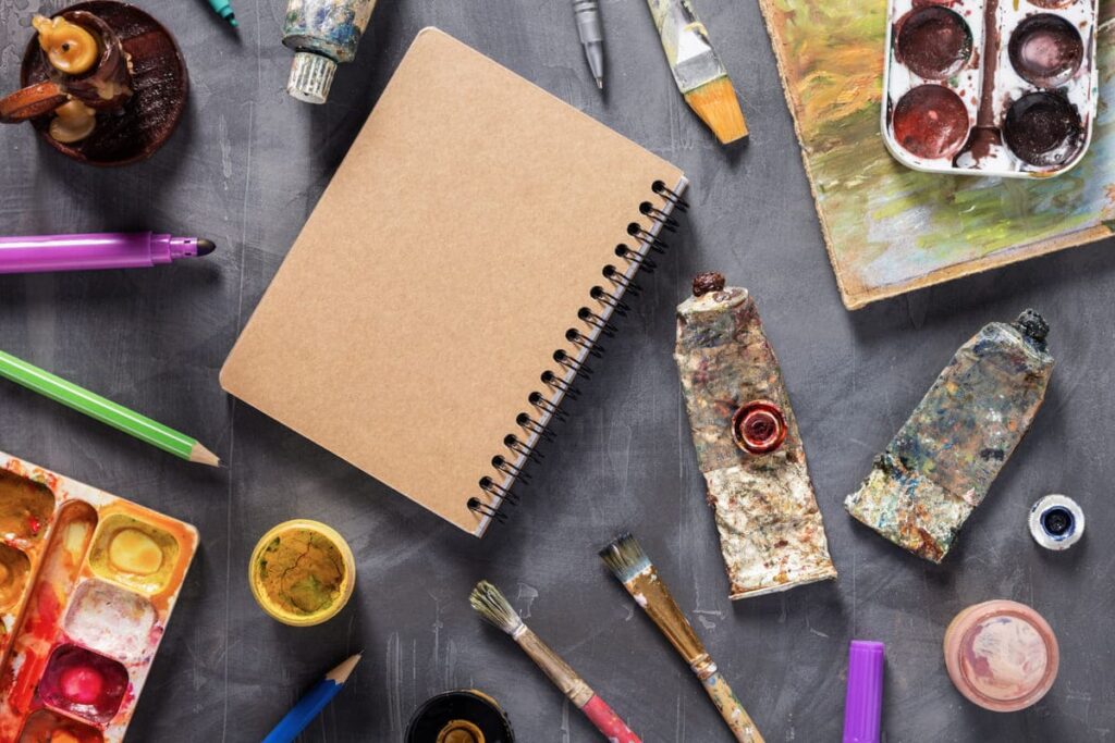 Trabajar la creatividad avanzada en niños superdotados: Herramientas, recursos y materiales