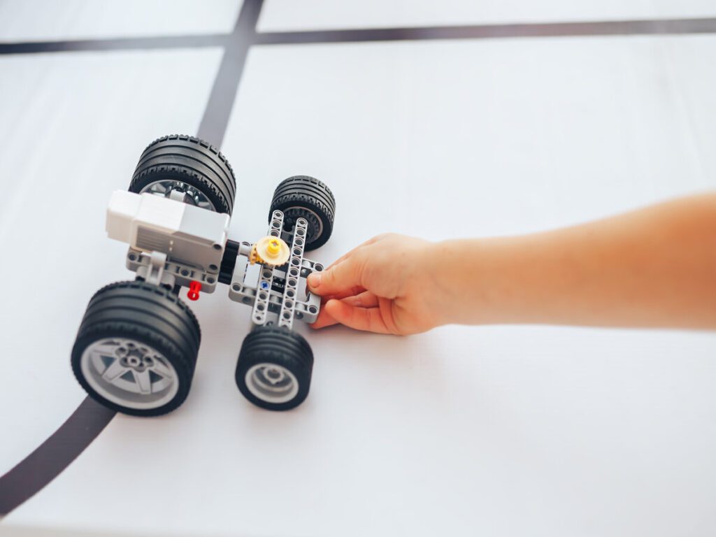 Experto universitario en nuevas tecnologías educativas. Robótica y Neuroeducación