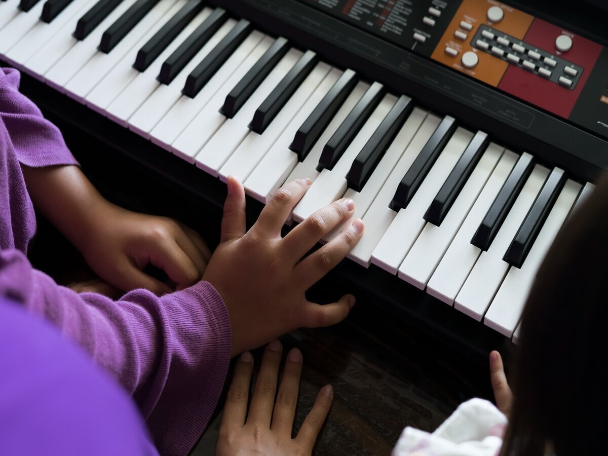Imagen destacada de “Musicoterapia para niños: actividades y beneficios”