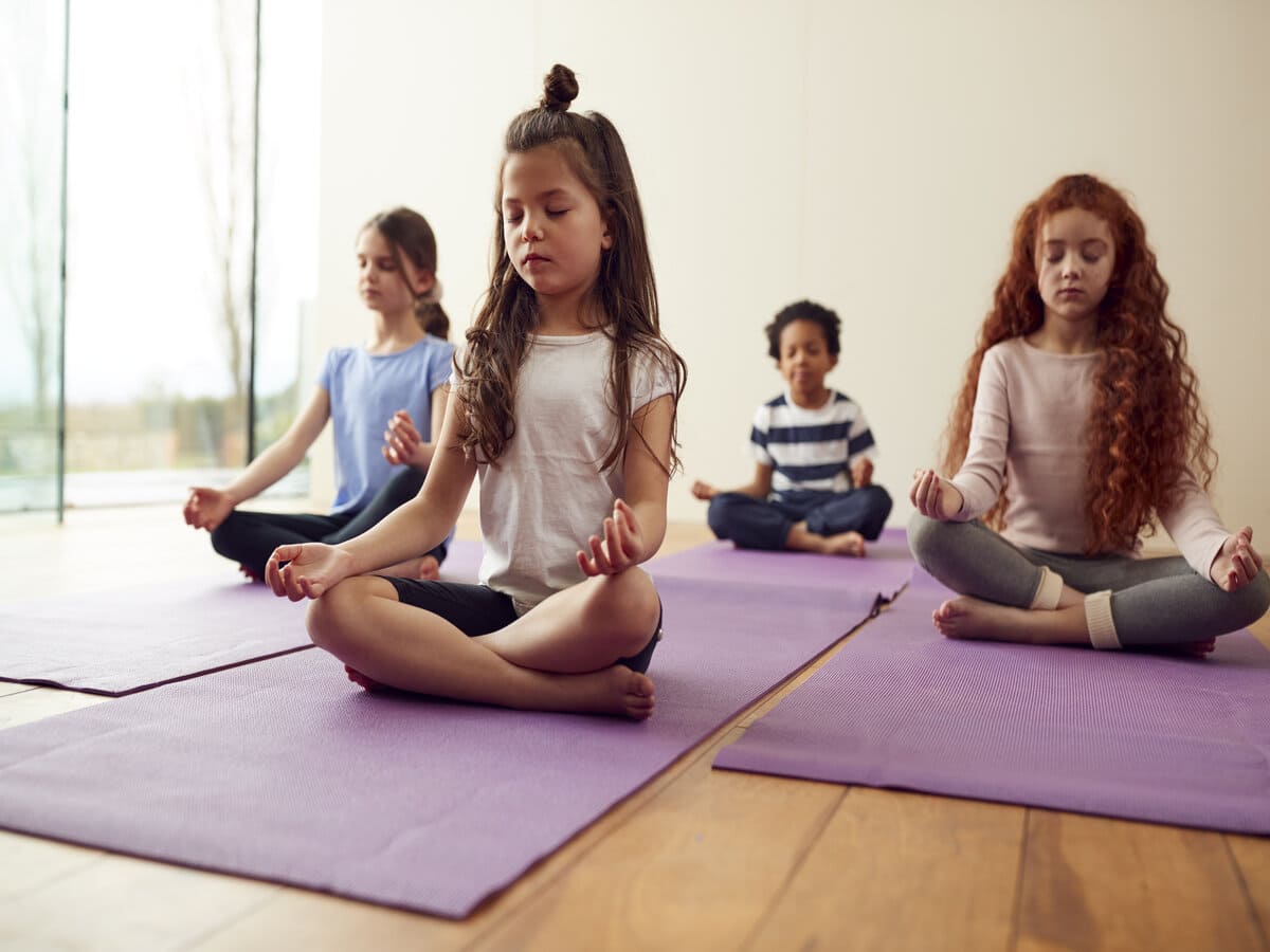 Imagen destacada de “¿Cómo introducir el mindfulness en el aula? Ejercicios y recursos prácticos”