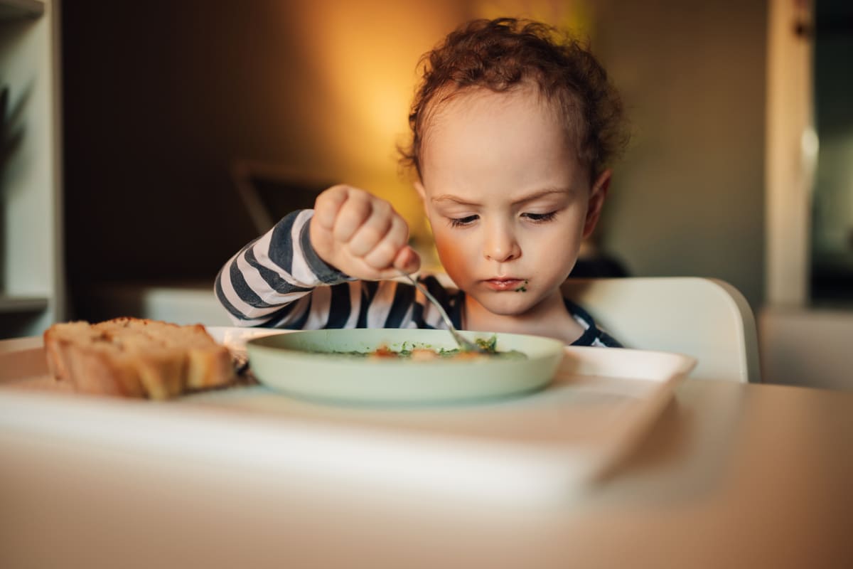 Imagen destacada de “Baby-Led Weaning (BLW): beneficios y precauciones”