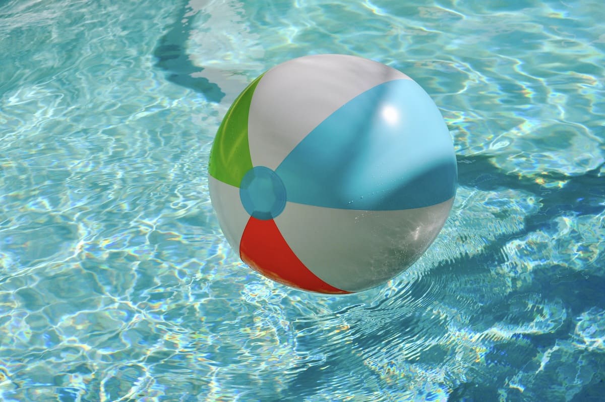 Imagen destacada de “Actividades acuáticas para campamentos de verano: ideas para monitores”