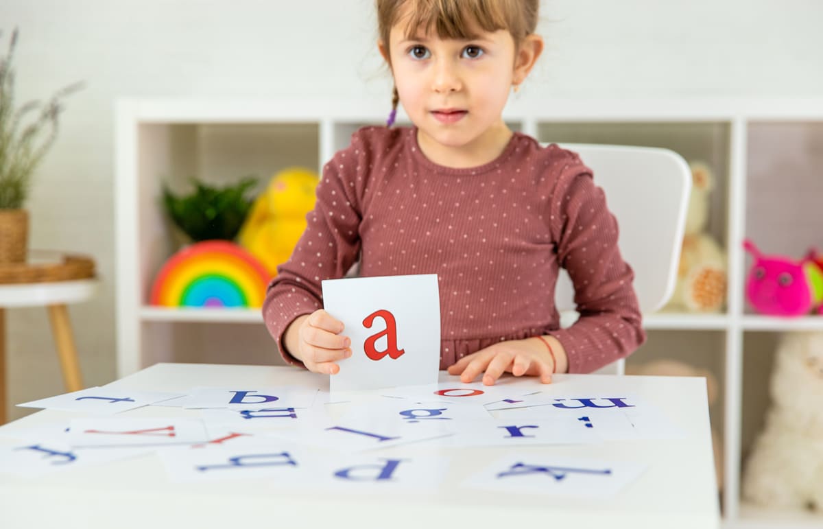 Imagen destacada de “Método Doman para aprender a leer: cómo funciona y qué debes saber”
